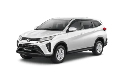 Daihatsu Terios putih tampak serong depan dan samping untuk layanan sewa mobil Bandung dengan driver profesional