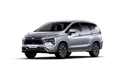 Mitsubishi Xpander putih untuk layanan sewa mobil Bandung dengan driver profesional dari Gita Tour & Rent Car