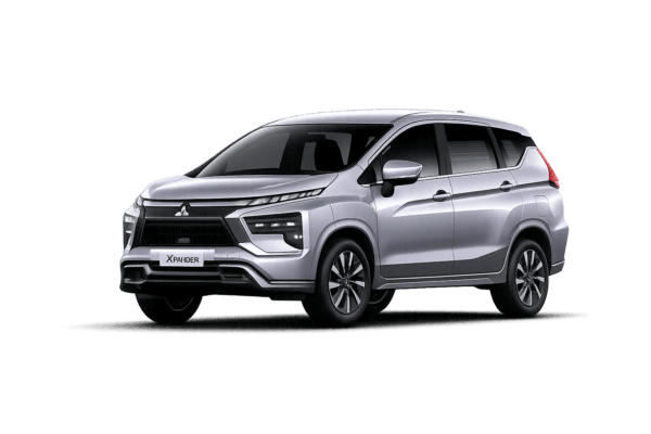 Mitsubishi Xpander putih untuk layanan sewa mobil Bandung dengan driver profesional dari Gita Tour & Rent Car